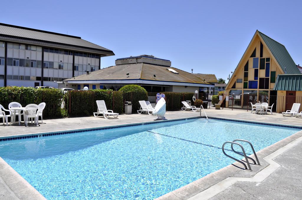 Economy Inn Fresno Eksteriør bilde