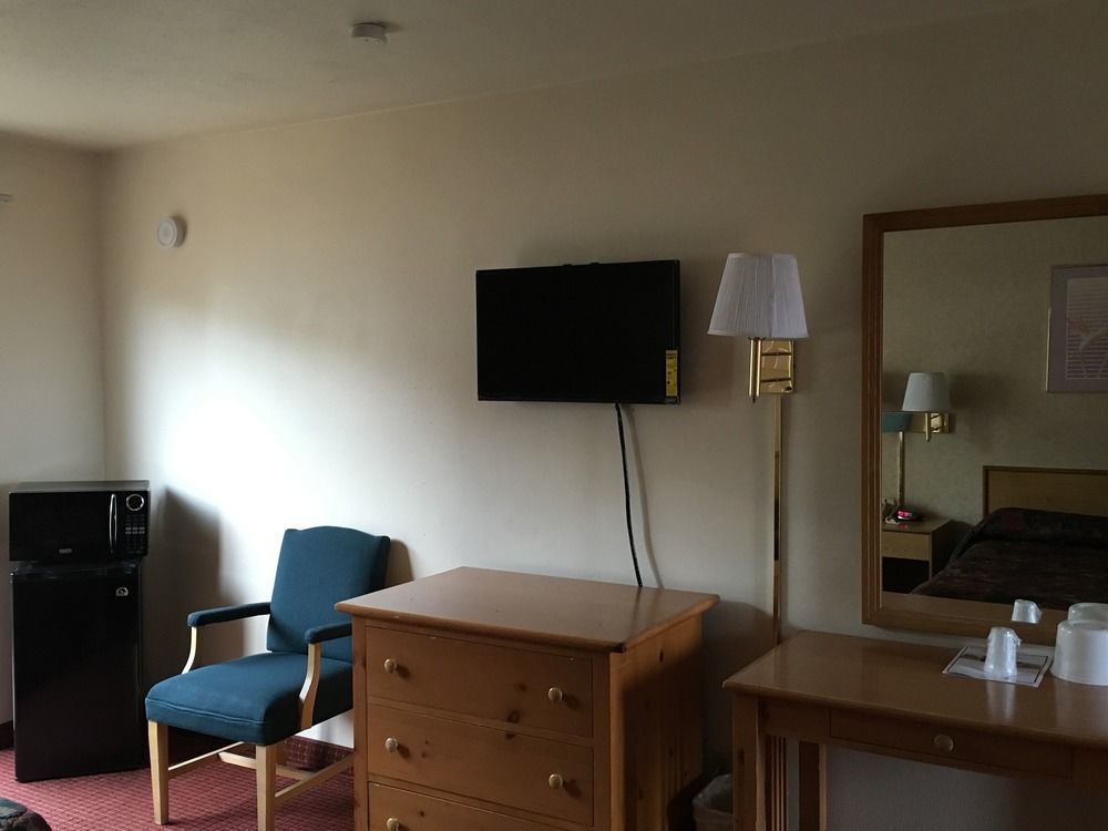 Economy Inn Fresno Eksteriør bilde