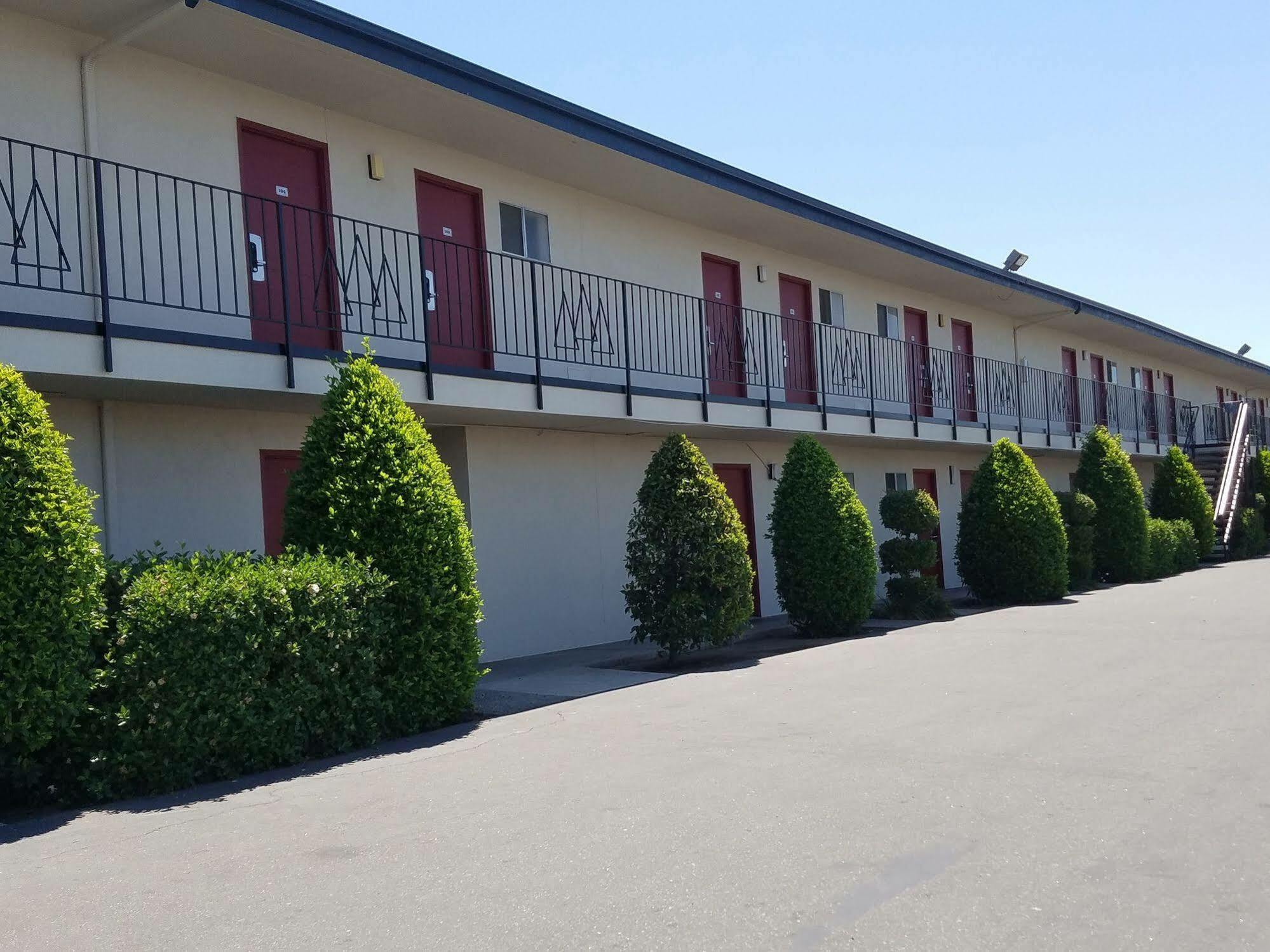 Economy Inn Fresno Eksteriør bilde